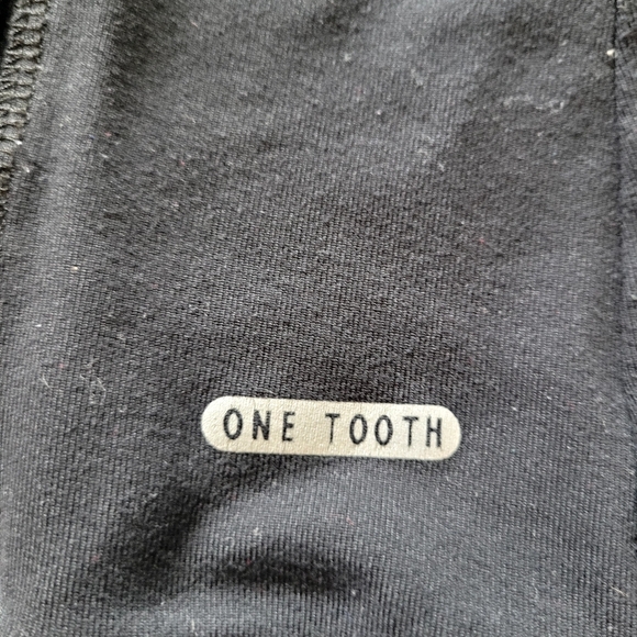 One Tooth Jacket - Picture 7 of 8